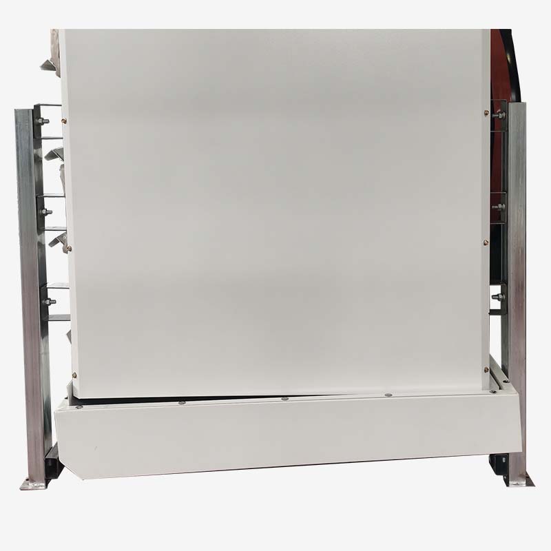 Insulated water tray